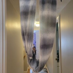 Luxurious Gray Ombre Faux Fur Throw Blanket